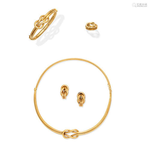 NECKLACE, BANGLE, EARRING, AND RING SUITE