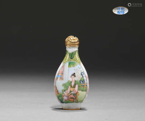 Enamel snuff bottle with copper embryo painting in Qing Dyna...
