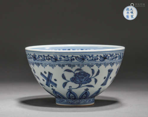 Ming Dynasty blue and white chicken heart bowl