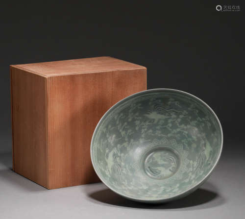Celadon bowl of Song Dynasty