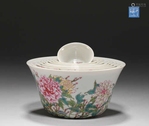 Qing Dynasty pastel flower pattern cover cup