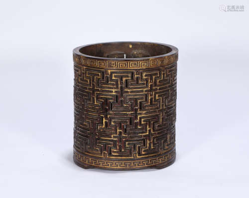 A Rosewood and Gilt Brush-pot Qing Style