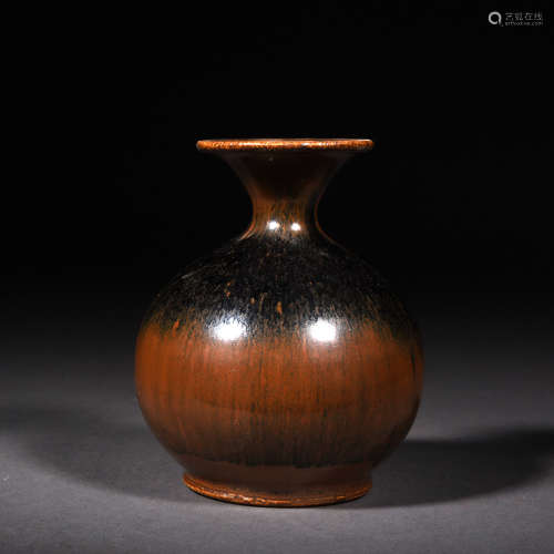 A Jian Ware Hare’S Fur Vase