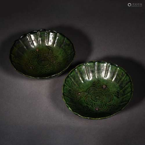 A Pair of Green Enamel Floral Plates