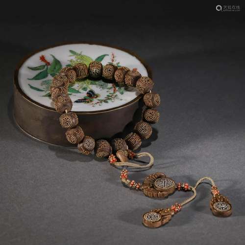 QINAN WOOD BEADS HAND STRING