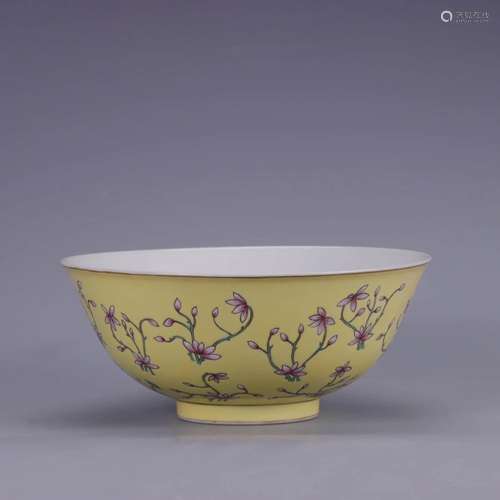 FAMILLE ROSE FLORAL BOWL