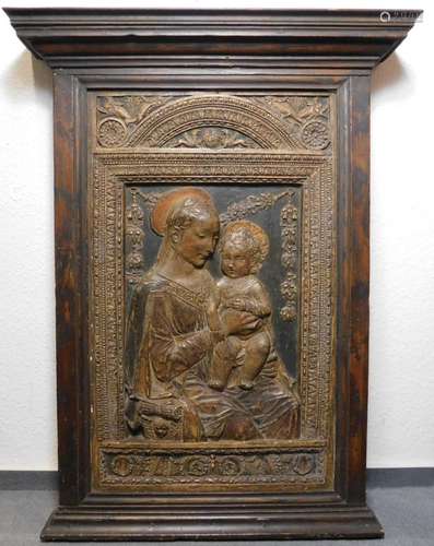 DONATELLO (c.1386 - 1466) (Umkreis / nach). Maria mit Jesus.