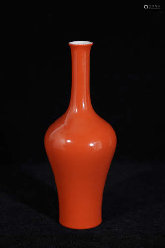 霁红釉花瓶