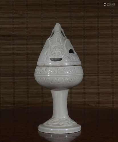 A white glazed censer