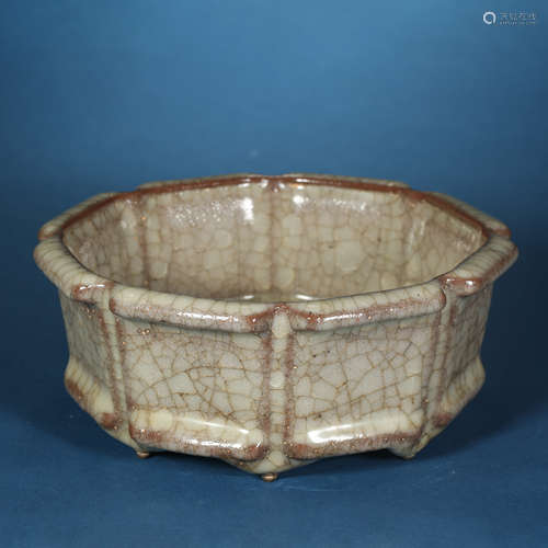 Song Dynasty,Ge Kiln Multi-Sided Washing