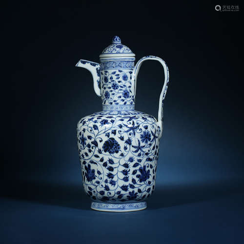 Ming Dynasty,Blue and White Holding Pot