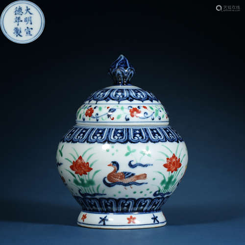 Ming Dynasty,Multicolored Mandarin Buck Pattern Lidded Jar