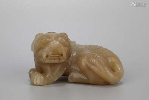 A Jade Beast Figure Ornament