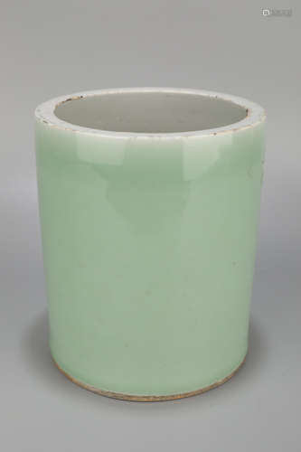 A Green Glazed Porcelain Brush Pot