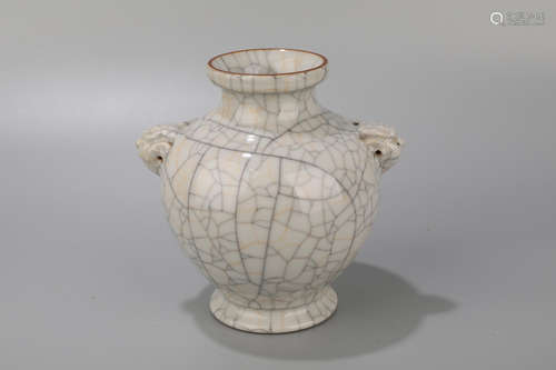 A Ge Type Porcelain Jar