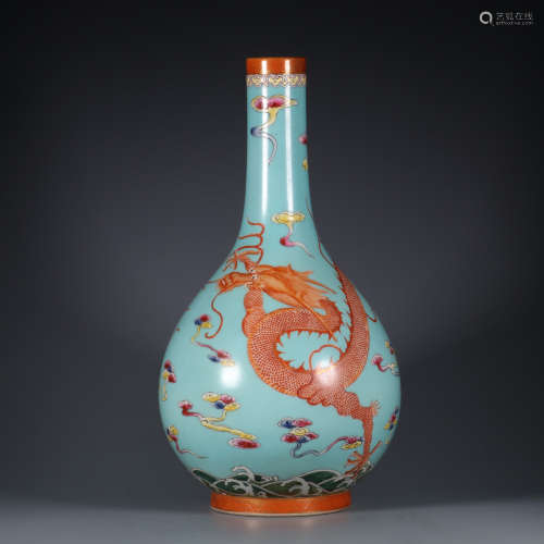 A Famille Rose Dragon Cloud Pattern Porcelain Vase