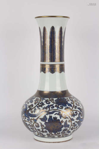 A Gold Ouline Blue and White Branch Pattern Porcelain Vase
