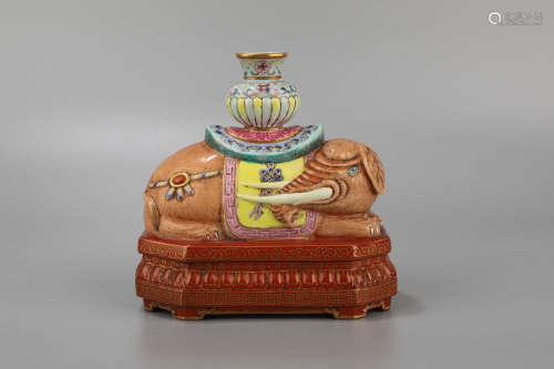 A Enamel Elephant Porcelain Ornament