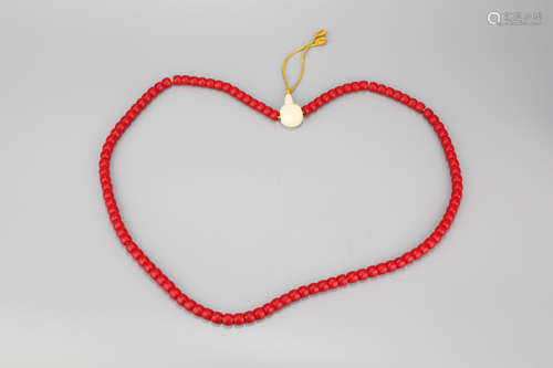 A Chinese Southern Red Agate Bead Necklace