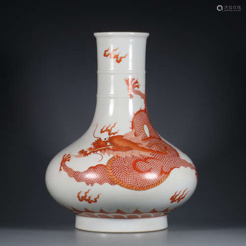 A Drawing Dragon Pattern Porcelain Vase