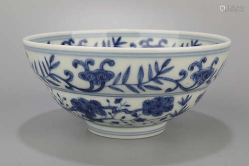 A Blue and White Flower Pattern Porcelain Bowl