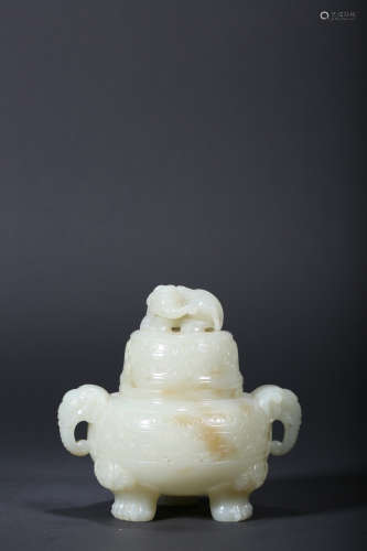A CARVED WHITE JADE ‘ELEPHANT’CENSER,QING DYNASTY