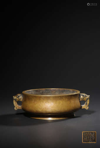 A BRONZE GUI FORM CENSER,QING DYNASTY