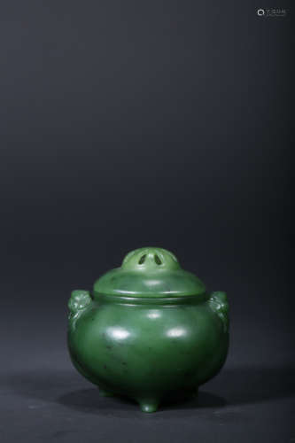 A SPINACH-GREEN JADE TRIPOD CENSER ,QING DYNASTY