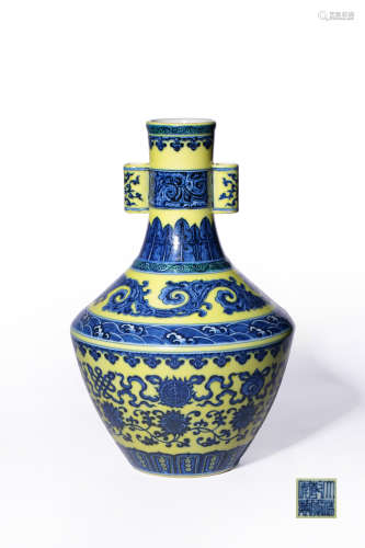 A YELLOW-GROUND AND UNDERGLAZE-BLUE VASE,MAKE AND PERIOD OF ...