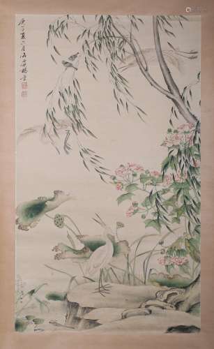 A FLOWER AND BIRD PAINTING 
PAPER SCROLL
YANG JIN  MARK