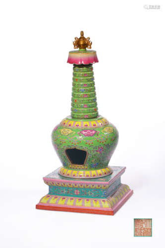 A FAMILLE-ROSE STUPA,MARK AND PERIOD OF QIANLONG