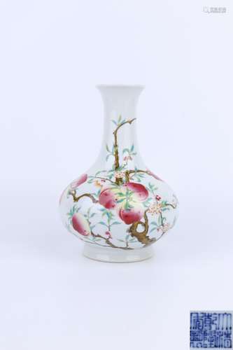 Qianlong Period Famille Rose Porcelain 