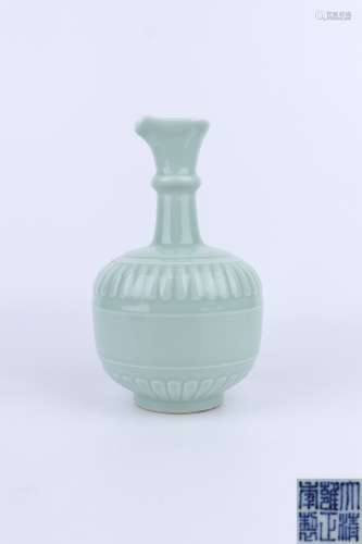 Yongzheng Period Green Glaze Porcelain Pot, China