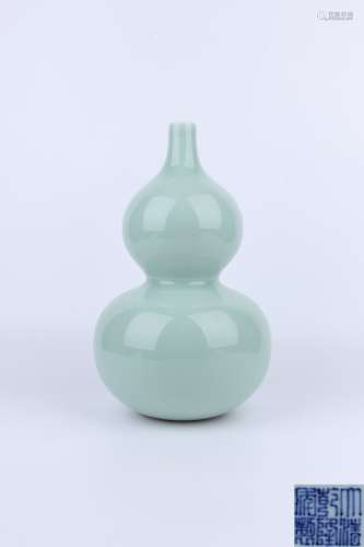 Qianlong Period Green Glaze Porcelain Gourd Shaped Bottle, C...