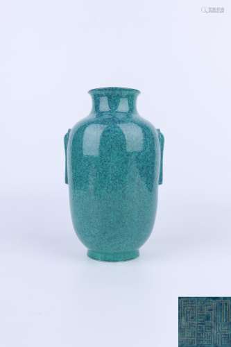 Qianlong Period Lujun Glaze Porcelain Bottle, China