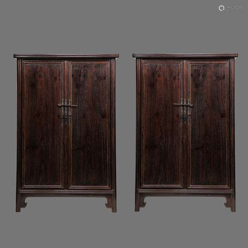 A PAIR OF CHINESE QING DYNASTY SANDALWOOD CABINETS