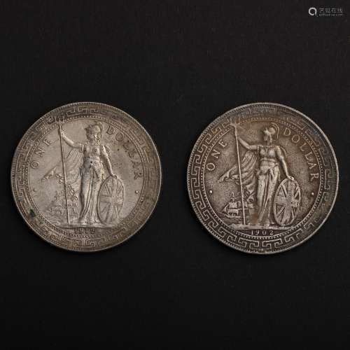 A SET OF MODERN CHINESE PURE SILVER COINS