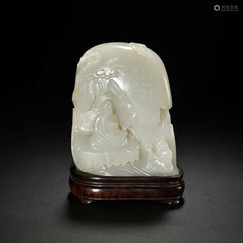 CHINESE QING DYNASTY HETIAN JADE ORNAMENTS