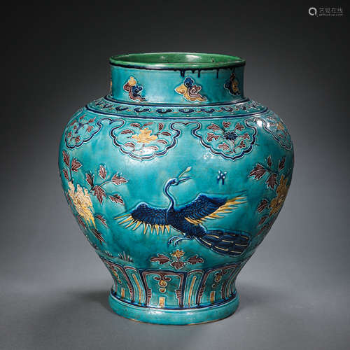 CHINESE MING DYNASTY BLUE GLAZE WUCAI PORCELAIN POT