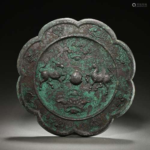 CHINESE TANG DYNASTY BRONZE MIRROR