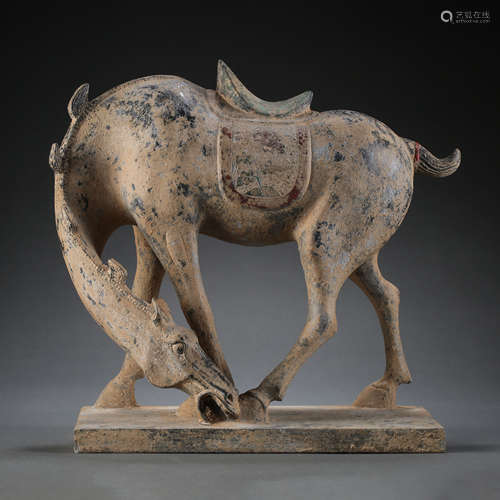 CHINESE TANG DYNASTY STONE PAINTED HORSE