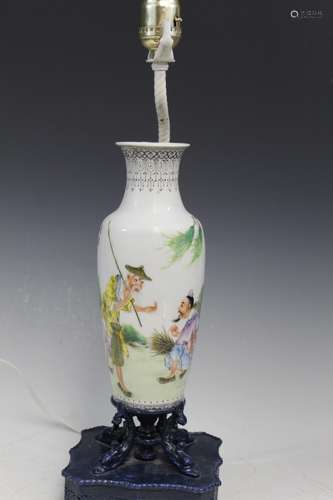 Chinese Famille Rose Porcelain Vase Lamp.