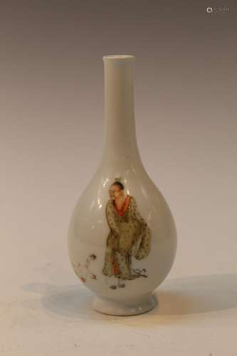 Chinese Famille Rose Porcelain Small Vase with Qianlong mark