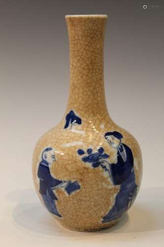 Chinese Crackle Glazed Blue and White Porcelain Vase