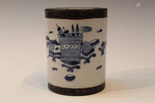 Chinese Blue and White Porcelain Brush holder Pot
