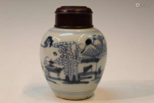 Chinese Blue and White Porcelain Small Jar with Wood Lid