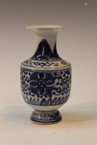 Chinese Blue and White Porcelain Vase