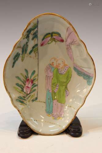 Chinese Famille Rose Porcelain Dish