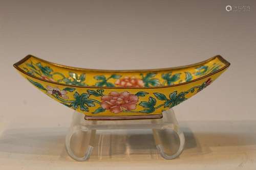 Chinese Enamel Bowl Shaped Dish