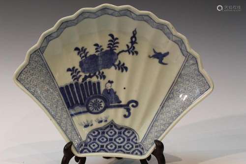 Chinese Fan Shaped Blue and White Porcelain Dish